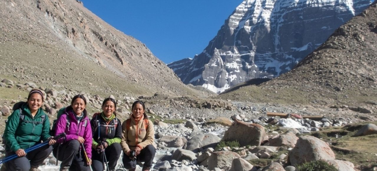 Kailash Mansarovar Yatra pilgrims trekking on the Mount Kailash Parikrama route