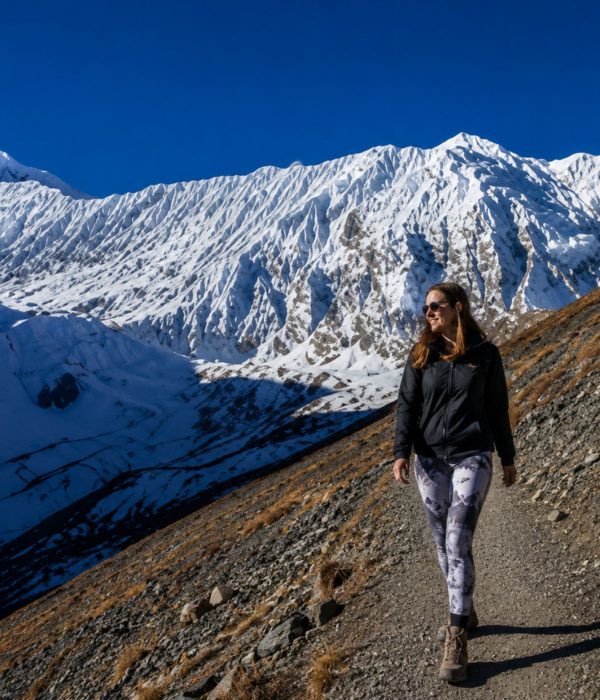 Woman hiking on the Annapurna Circuit Tilicho Trek